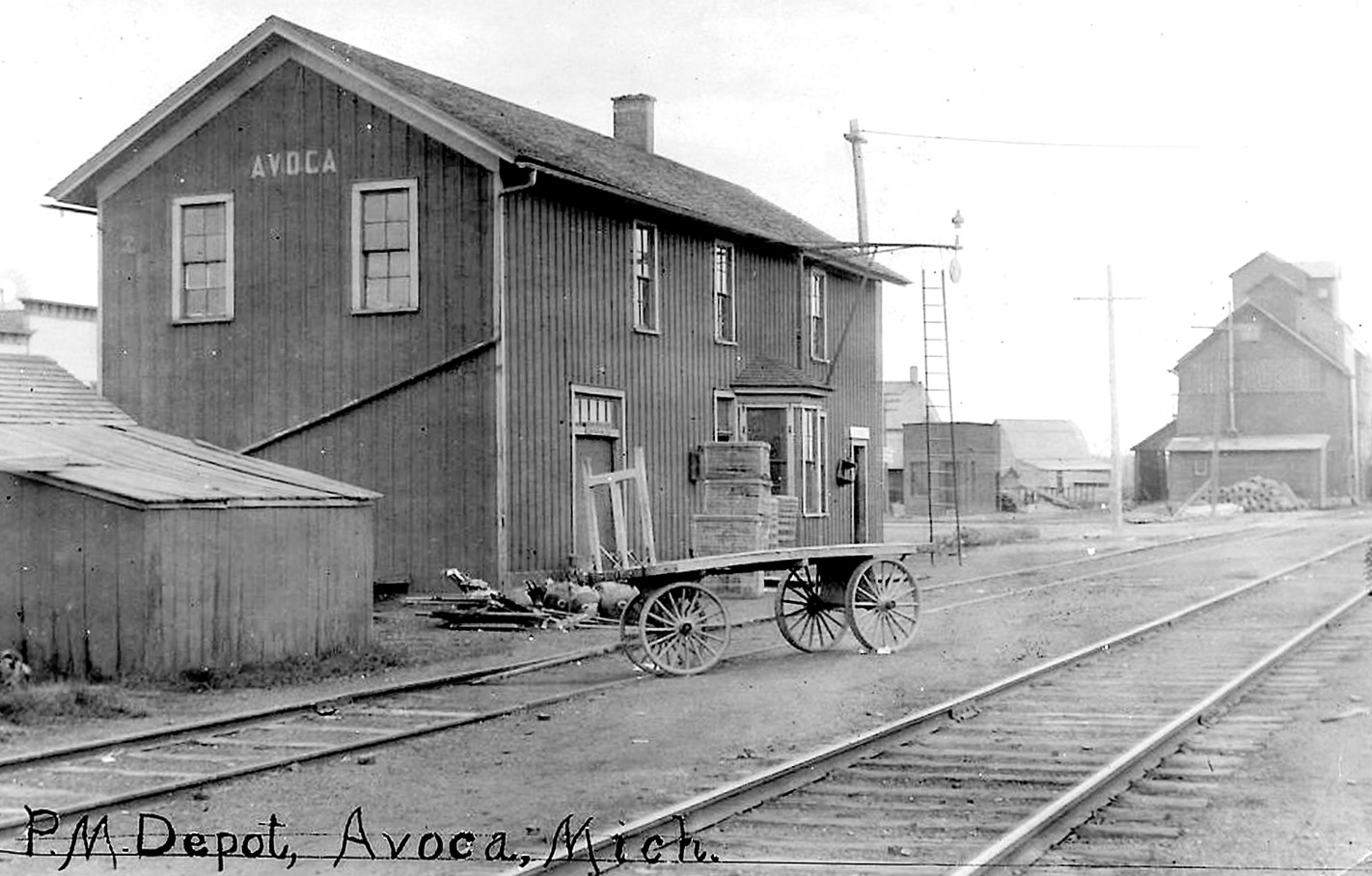 PM Avoca Depot and elevator